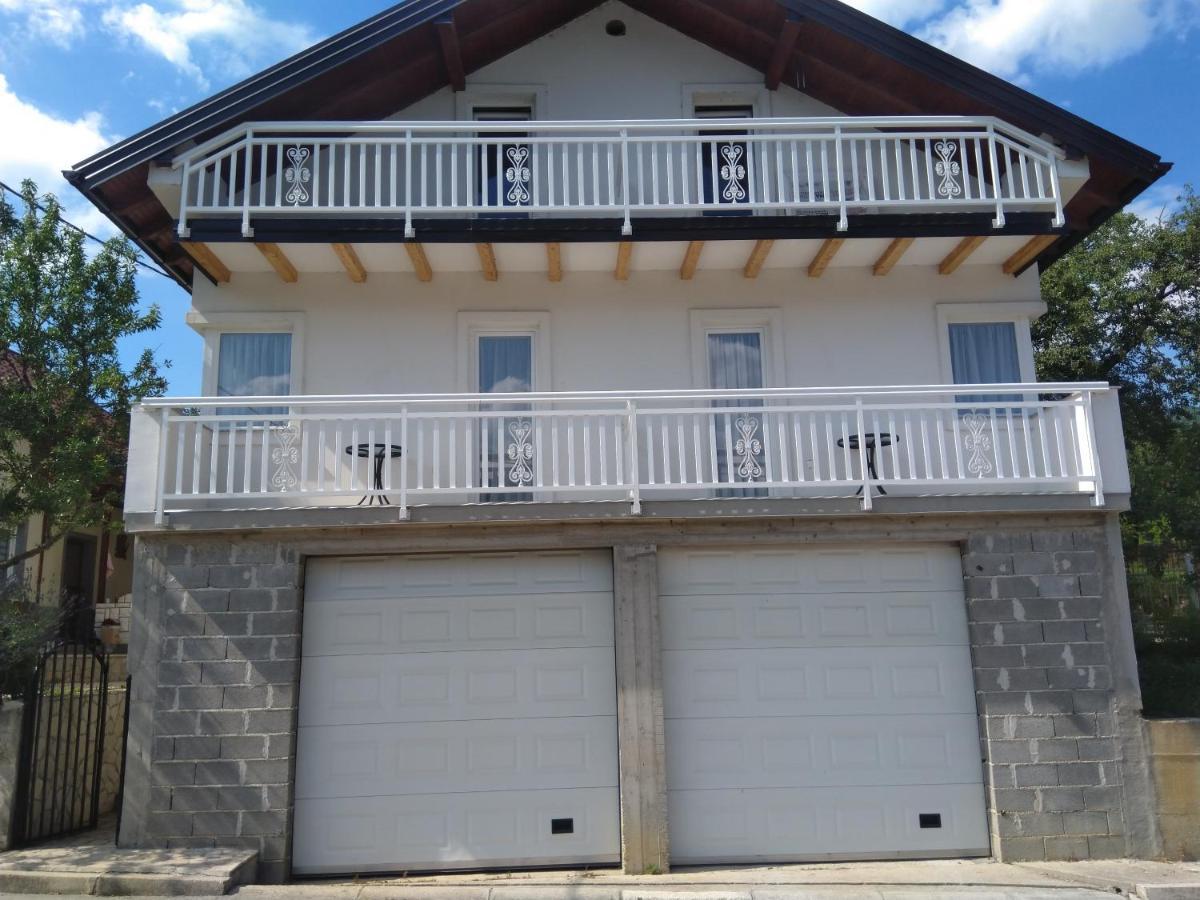 Big Mama'S Apartments Кониц Экстерьер фото