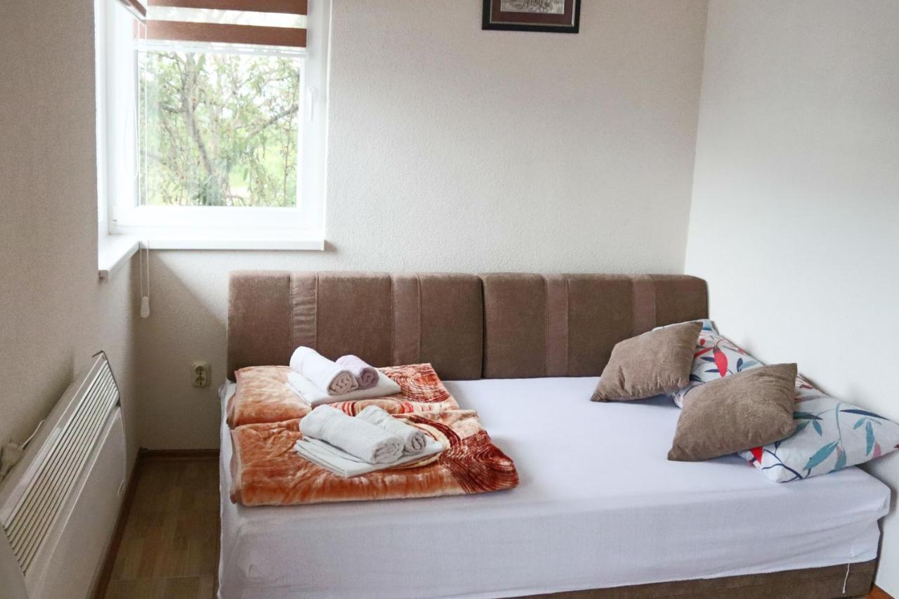 Big Mama'S Apartments Кониц Экстерьер фото